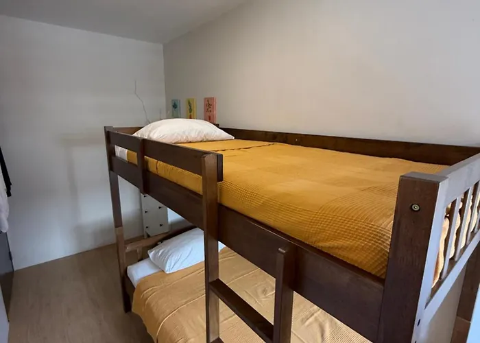 Mactan Cebu Guesthouse - 3 Bedroom House - 3Km From Airport Holiday home